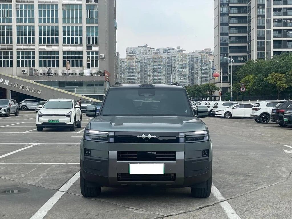 FANG CHENG BAO Tai 7 used suv for Nigeria market
