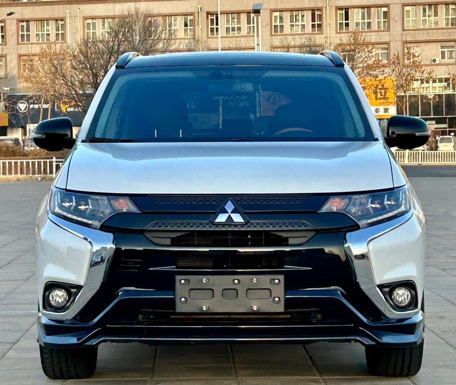 Mitsubishi Outlander used suv for Nigeria market